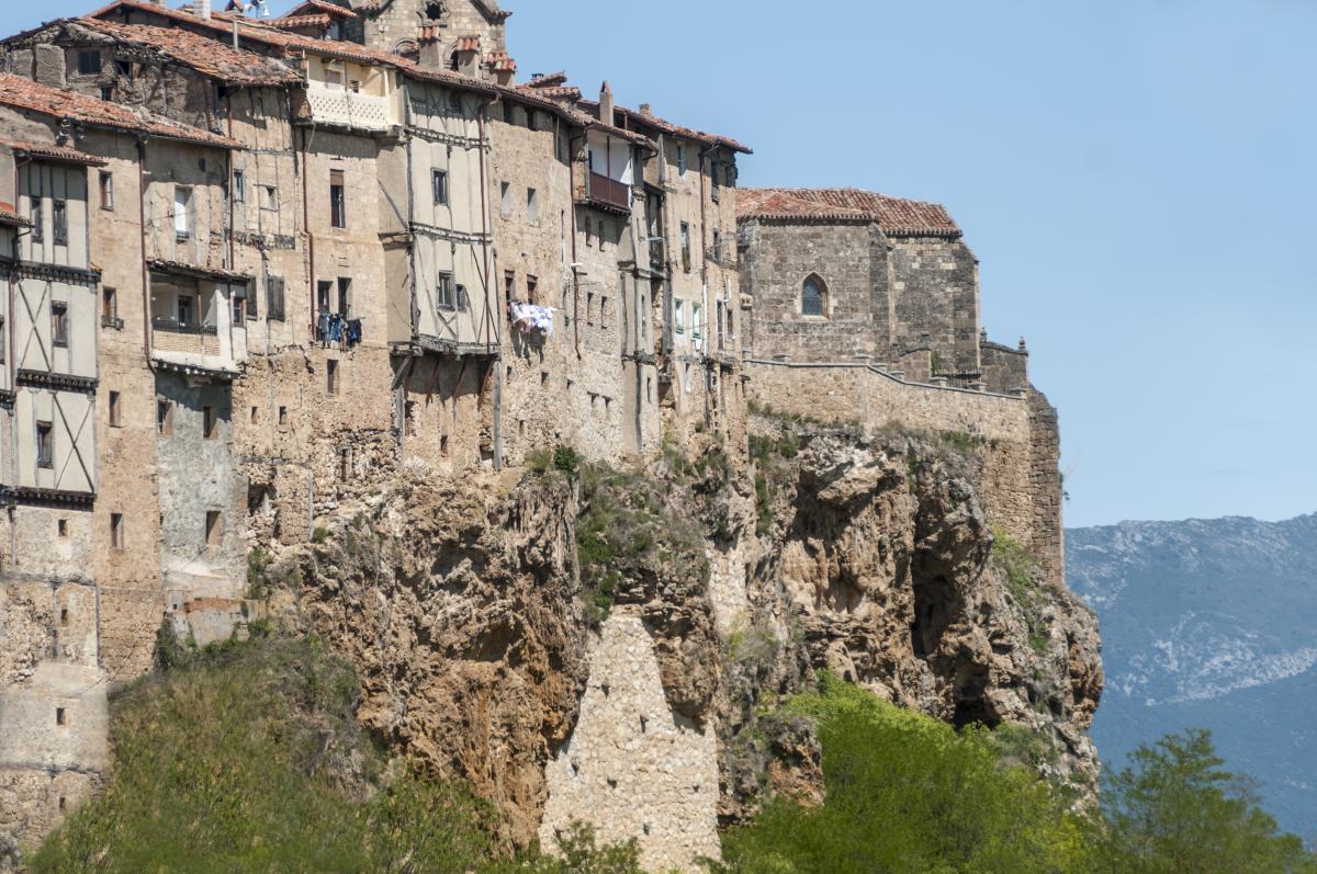 Casas Colgadas y muralla de Frías | Merindades