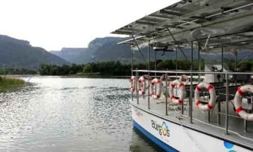 BARCO ELECTRO-SOLAR VALLE DE TOBALINA